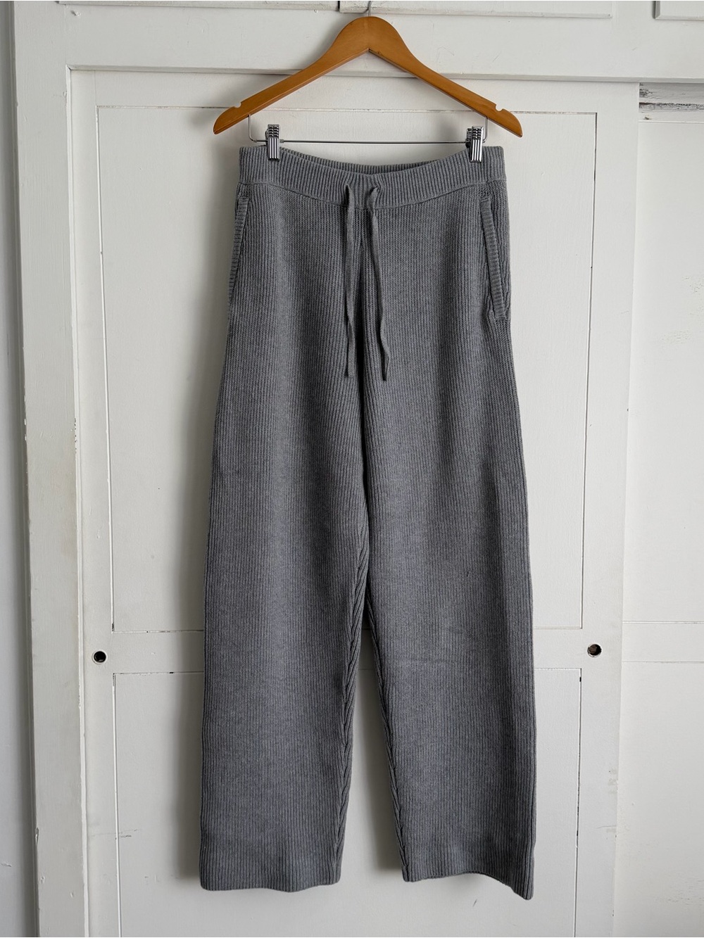 Alo Yoga Domain Rib Knit Sweatpant - Athletic Heather Grey